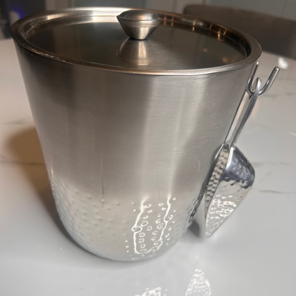 Hammered Metal Ice Bucket with Ice Scoop- Threshold - Picture 3 of 9